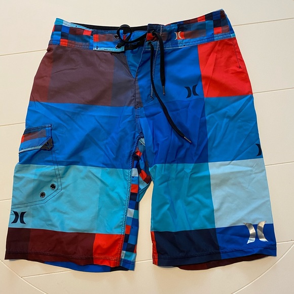 Set of 3 Men’s Swim Shorts - Picture 2 of 4